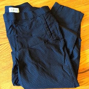 ELLE cropped dress pants size L